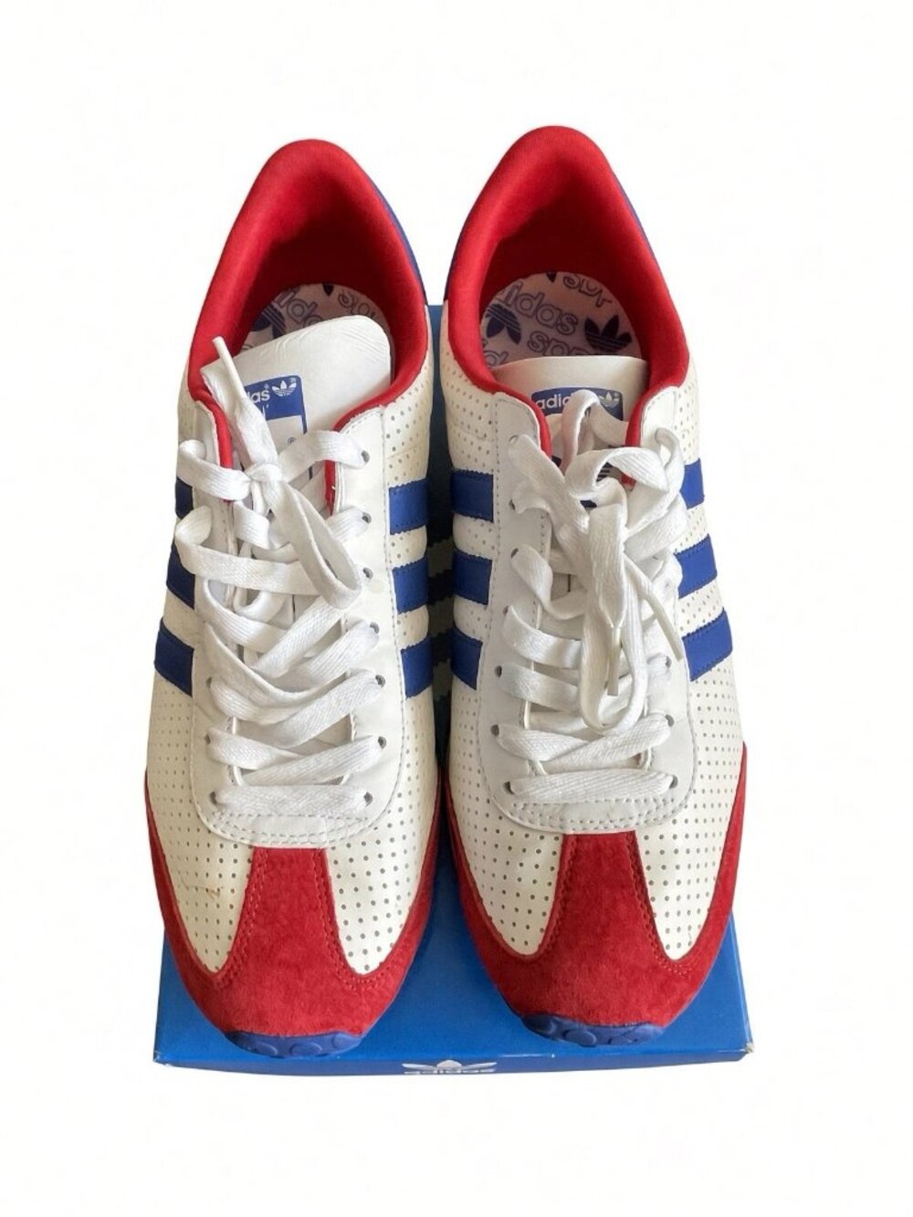 Adidas Originals ADI 012296 Men Size 10 White Blue Red Leather Sneakers w/ Box